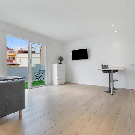 Apartamento Hermoso Atico Vistabella *